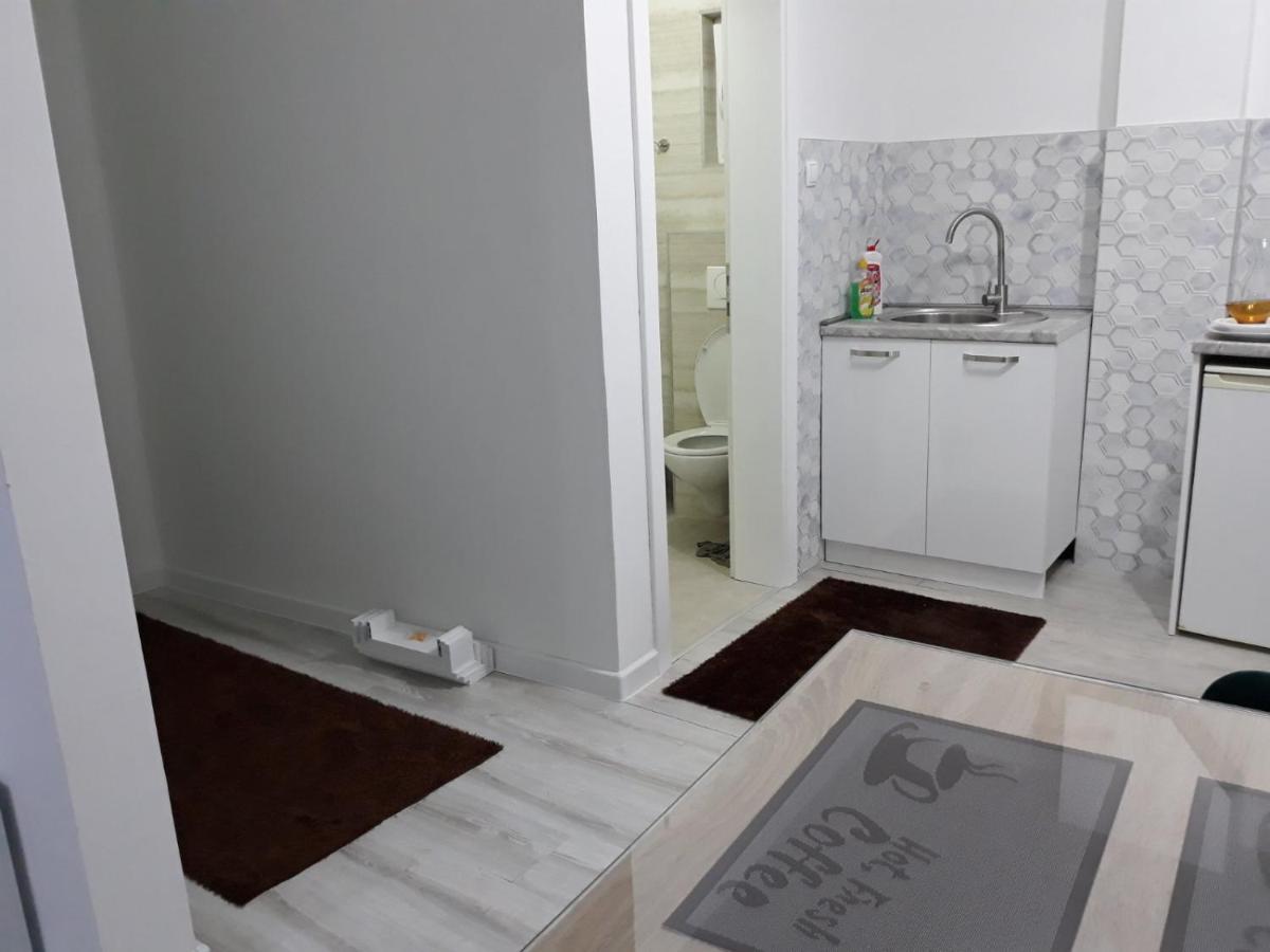 Apartman Nena 102 莫斯塔尔 外观 照片