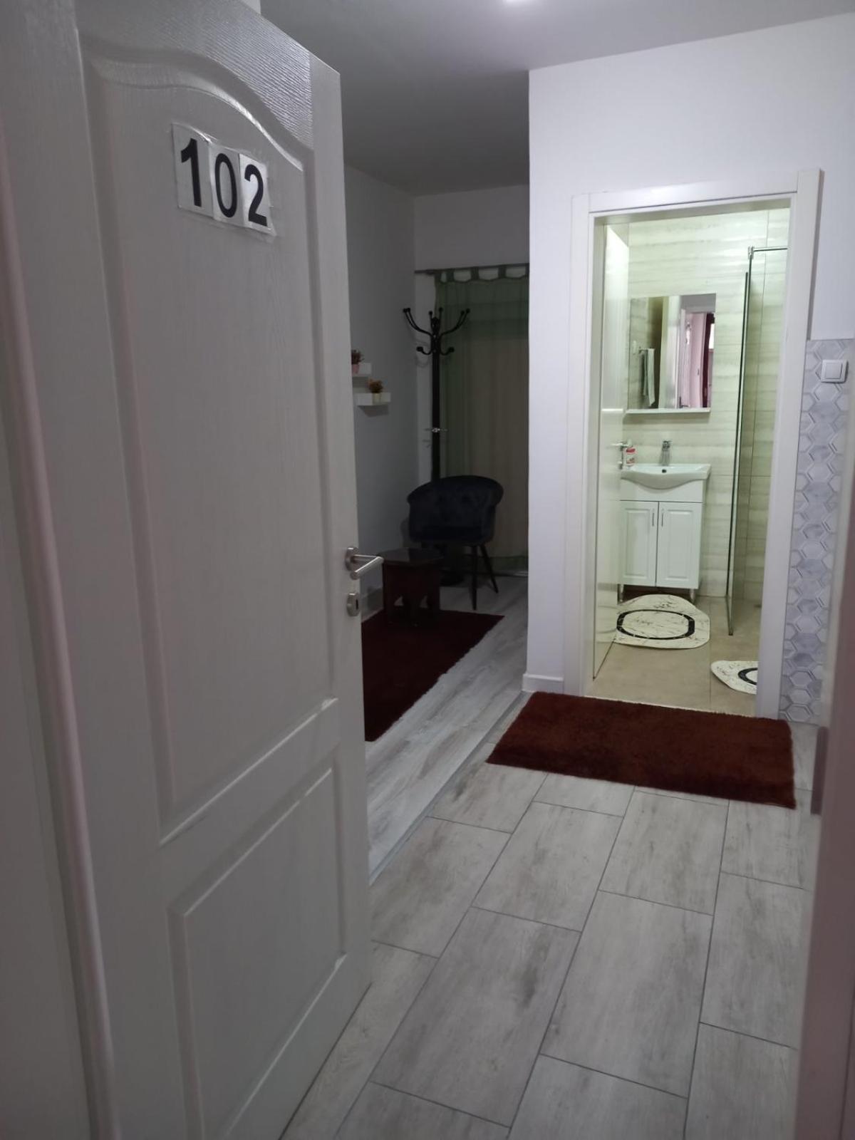 Apartman Nena 102 莫斯塔尔 外观 照片